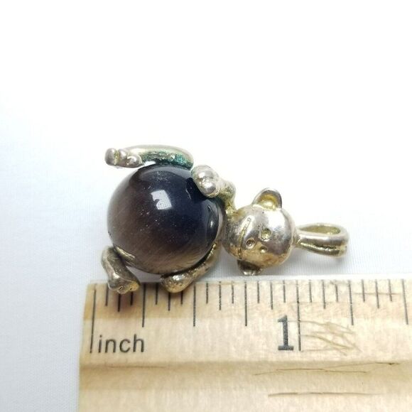 Vintage Little Monkey Holding Brown Catseye Glass Ball Pendant Charm Silver Tone - Picture 6 of 7